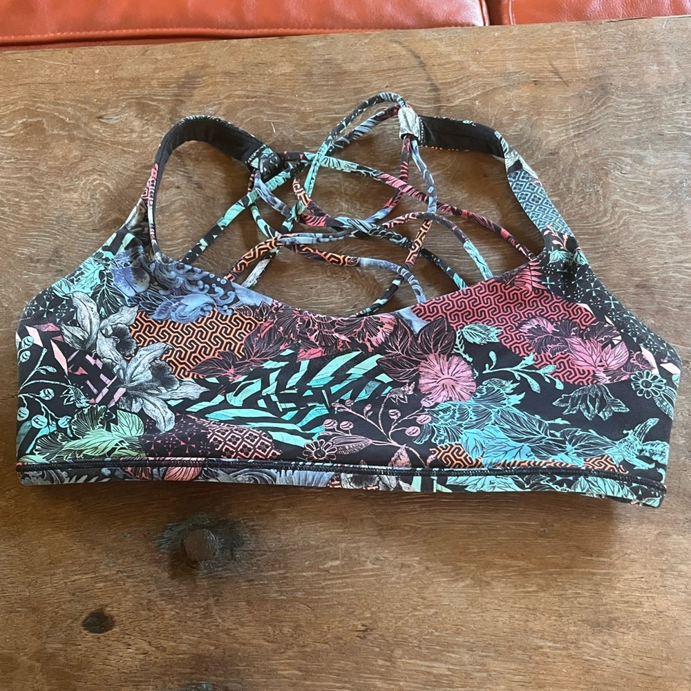 Lululemon Free To Be Wild Bra size 10 Floral